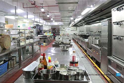深圳厨具厂家为你介绍：中式饭店厨房常用厨房设备有哪些