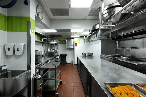 深圳厨具厂家告诉您企业食堂商用厨房设备如何配置